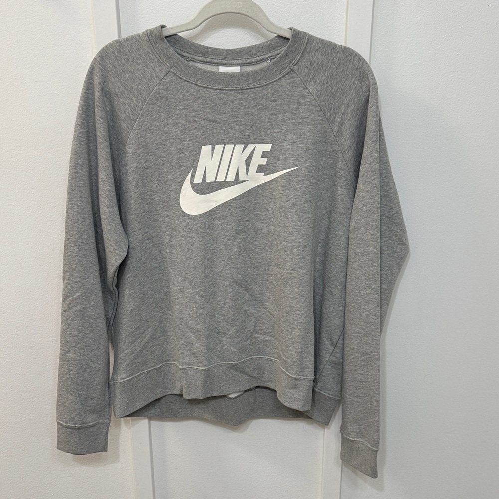 Nike Women's Heather Gray Logo Sweatshirt